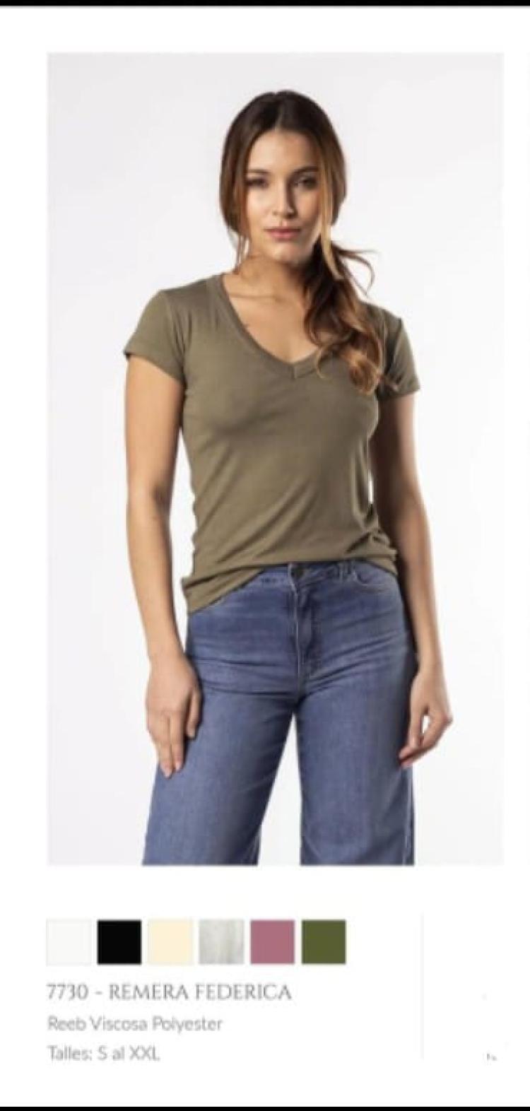 Art.7930 Remera federica